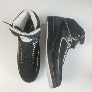 Jordan 2 Retro QF Black 2010 men's sports shoes size 13 style 395709-001. used d